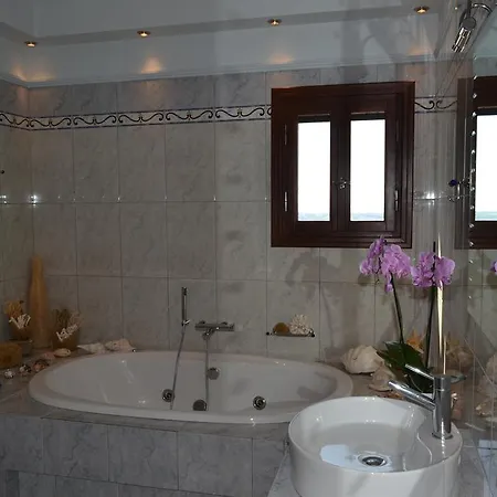 Santa Mavra Glinado Naxos