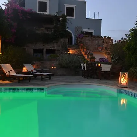 Santa Mavra Glinado Naxos