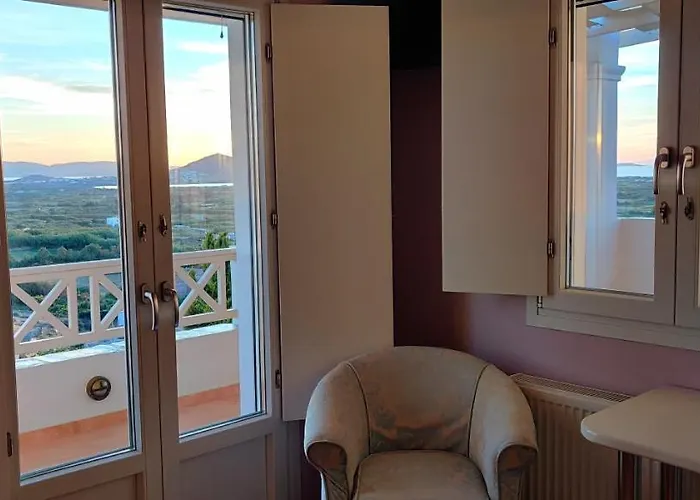 فيلا سانتا مافرا * Glinado Naxos